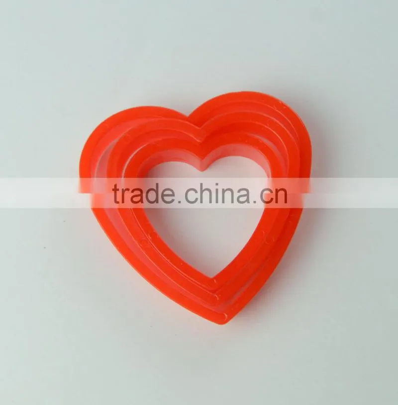 9 pcs plastic cookie cutter with different shapes