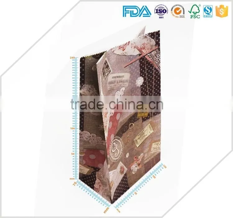Wholesale prices logo printing colorful christmas gift packaging paper bag for gift