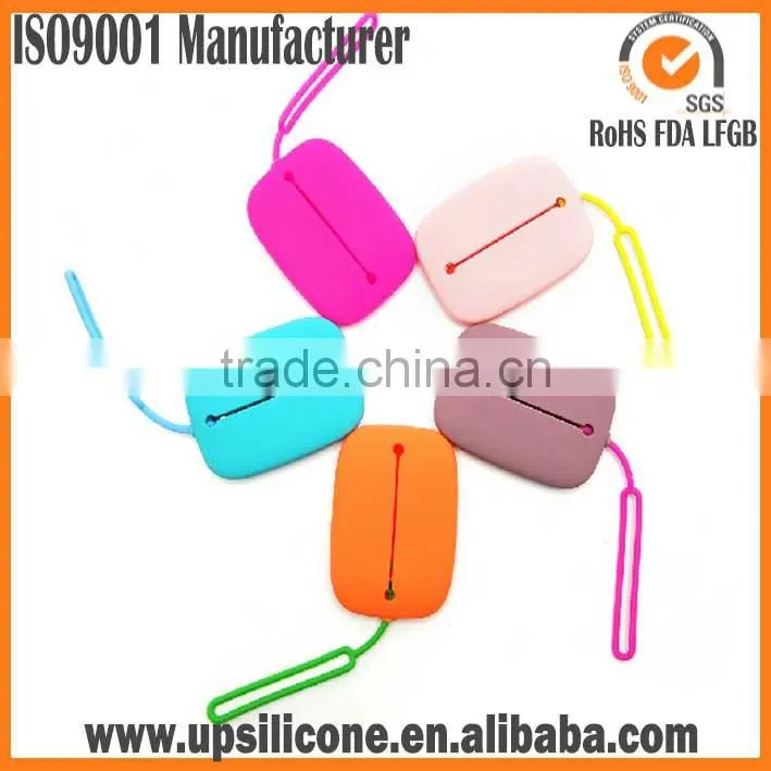 wholesale the newest fashion cheap silicone bag for key and card silicone key pouch