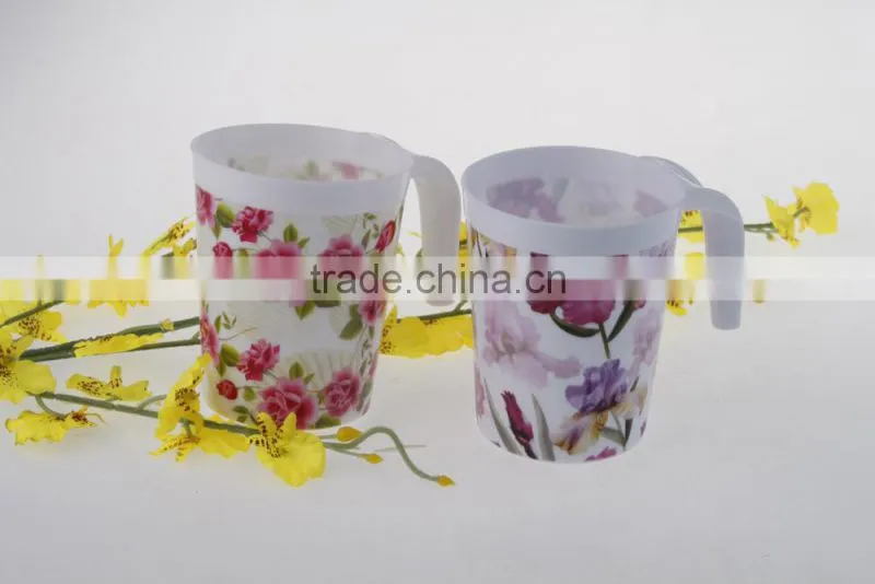 PP Colorful FDA Plastic Drinking Cup with Handle