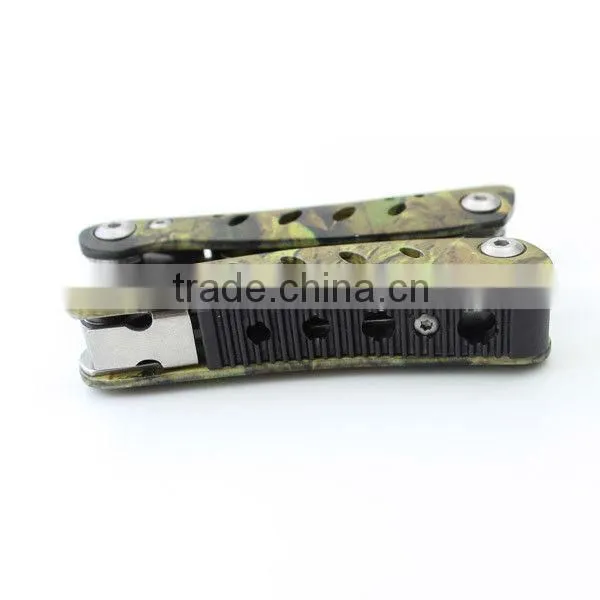 Unique plier tool