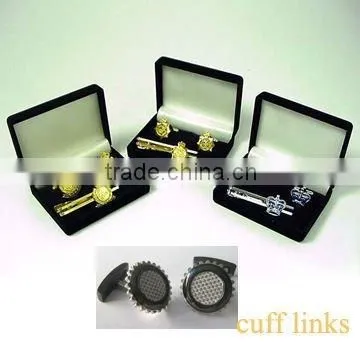 7x3cm gold name badge with magnetic back