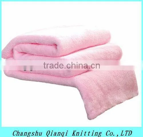 Colourful coral fleece blanket