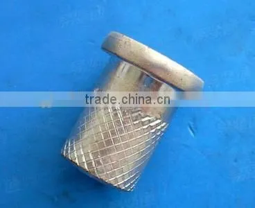 Knurled screw machine
