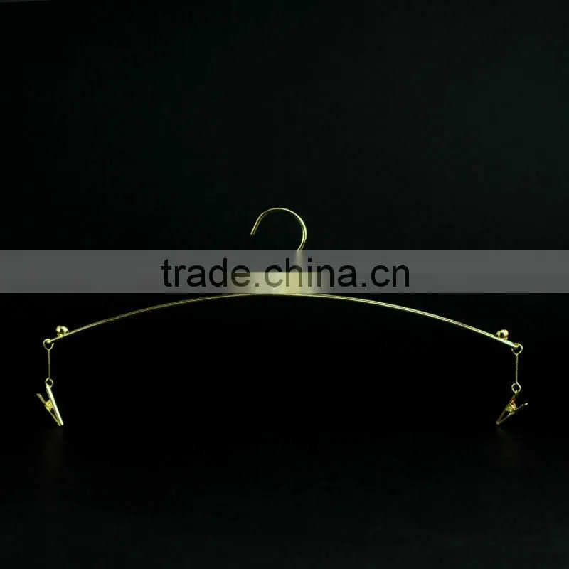 Japanese Metallic Golden Lingerie Hanger with Clips for Hotel Equipment