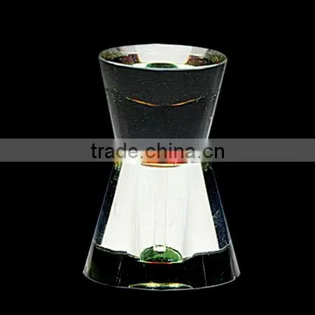 2016 Fashionable crystal perfume bottle