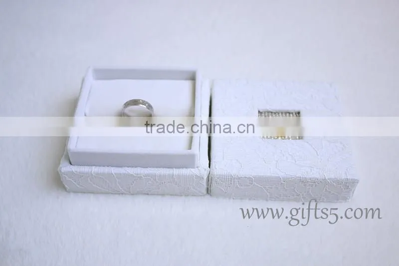 Wedding Creative Custom Ring Box with beaded name plate of O For Engagement