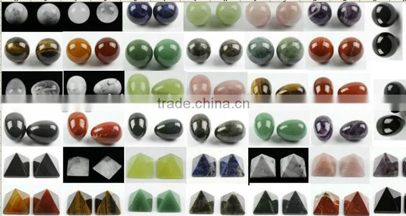 SL72505 Natural howlite stone energy pyramid