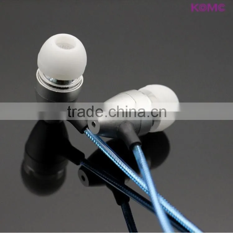 Flashing LED Earphones 2016 glowing earphone led earphone with mic