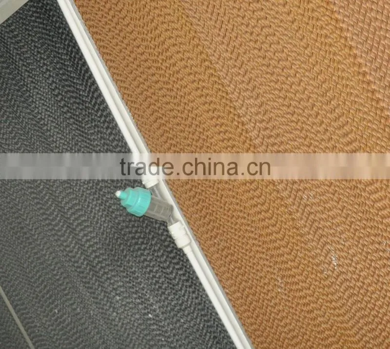 evaporative cooling pad cooling system for poultry farm