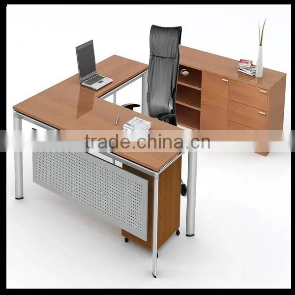 2016 new style office metal leg office desk powder coating white