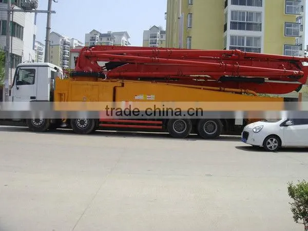 Daimler 8x4 concrete pump truck