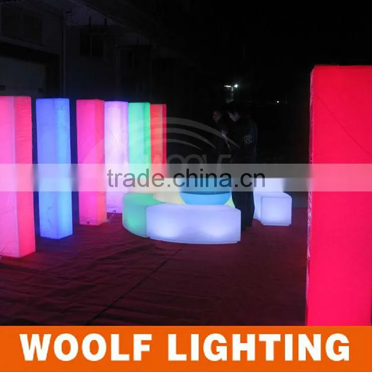 PE Plastic LED Inserted Rechargeable Light Up Pillar