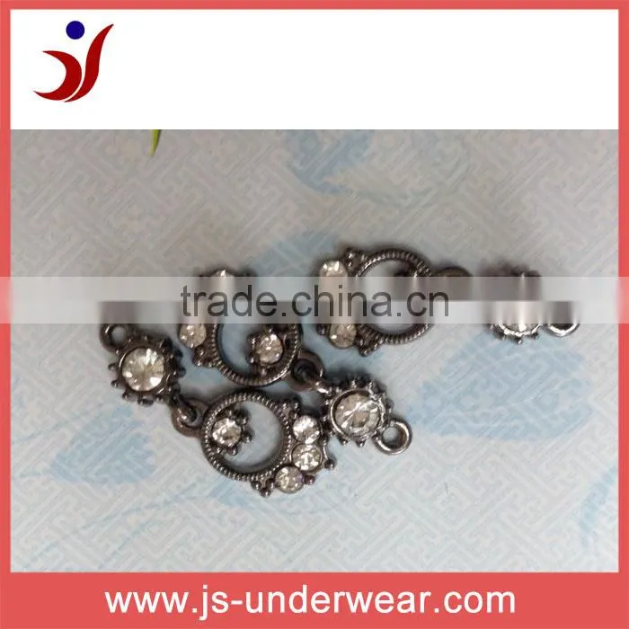 fashion underwear Diamond with Looped Ends Pendant garment accessory