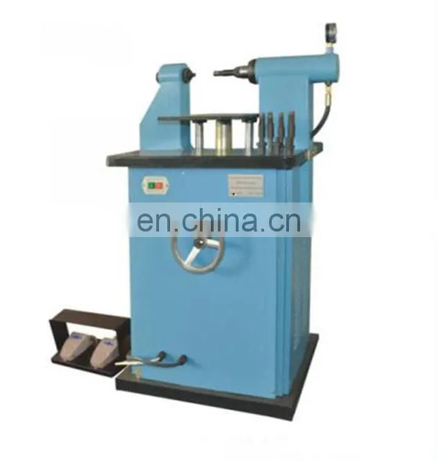 Foot press truck lining rivet machine for solid rivet