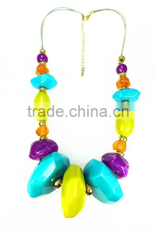High quality Women vintage resin large bead necklace