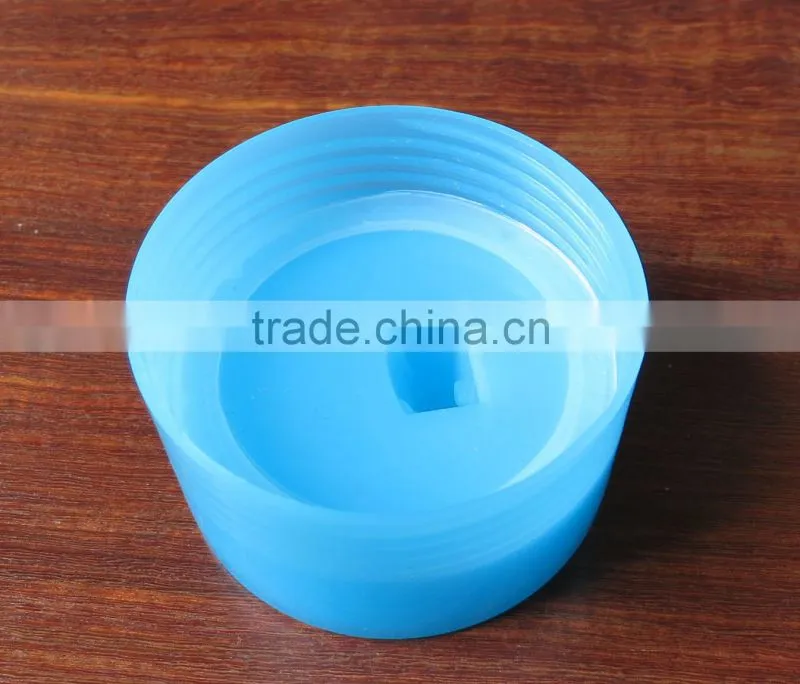 Plastic Lid with controllable opening size / plastic caps