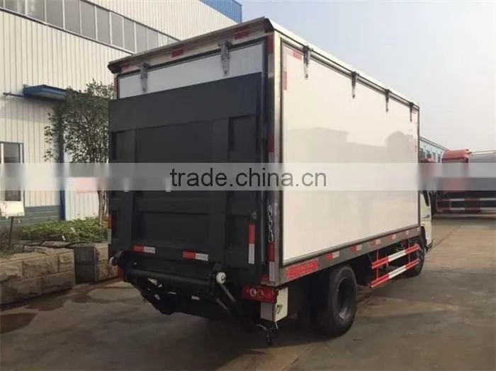 NEW dongfeng refrigerated truck /5 tons refrigeration truck/refrigerator truck