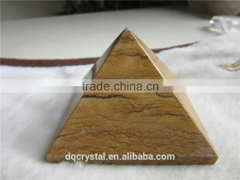 2015 new coming Labradorite pyramid factory direct