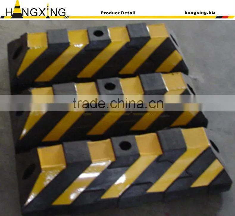 HX-LC03 rubber parking curbs