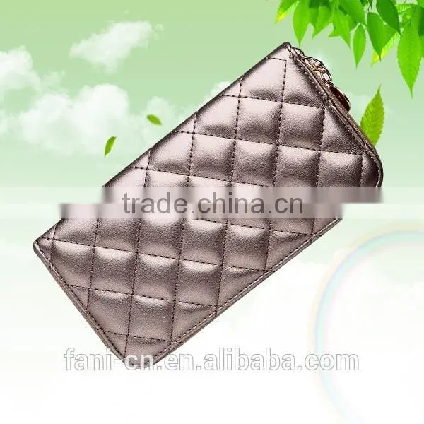 2015 very popular embroidery PU wallet with high quality for woman