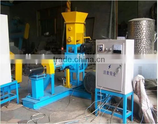 2012 Best seller wide output range automatically wet pet food extruder machine