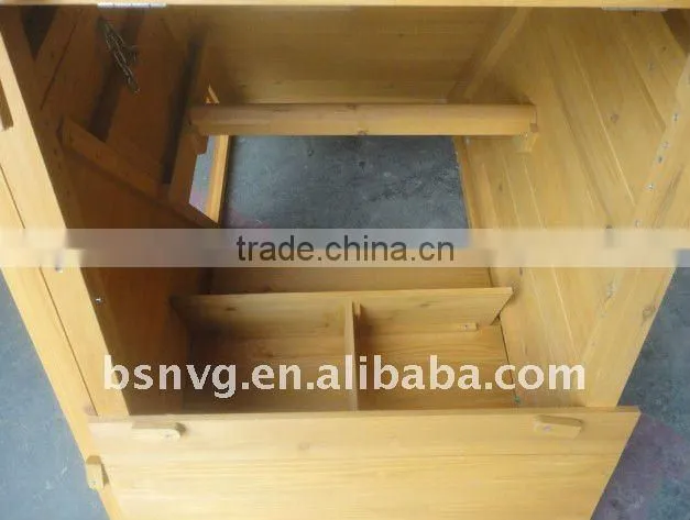 Triangle Wooden Small Animal Hutch