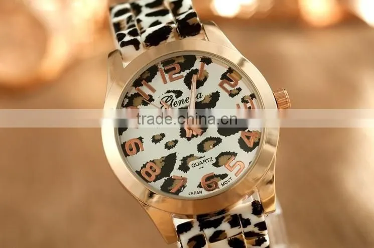 Women's Geneva Watch Leopard gold color Silicone Wristwatches Quartz Ladies dress watch dropship digital time Sport Watch