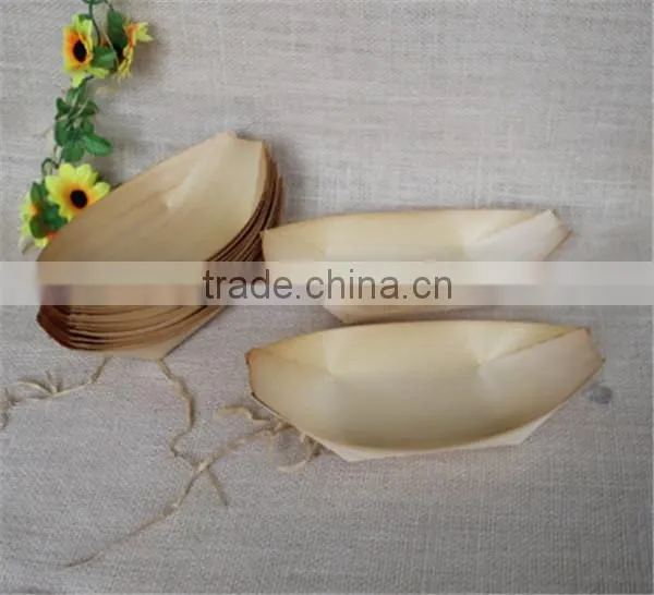 FSC top grade custom pine wooden mini cone for food
