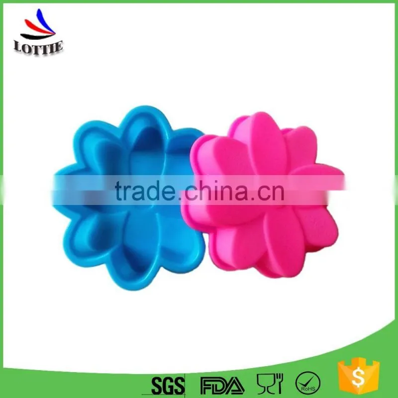 2016 Hot Selling tayas orient chocolate molds, customized Silicone cake molds