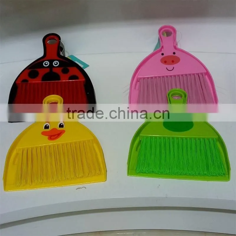 Small plastic brooms, Mini plastic brooms, Mini brooms with dust pan