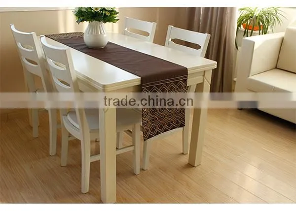 China Machine Embroidery Chocolate Brown Table Runner