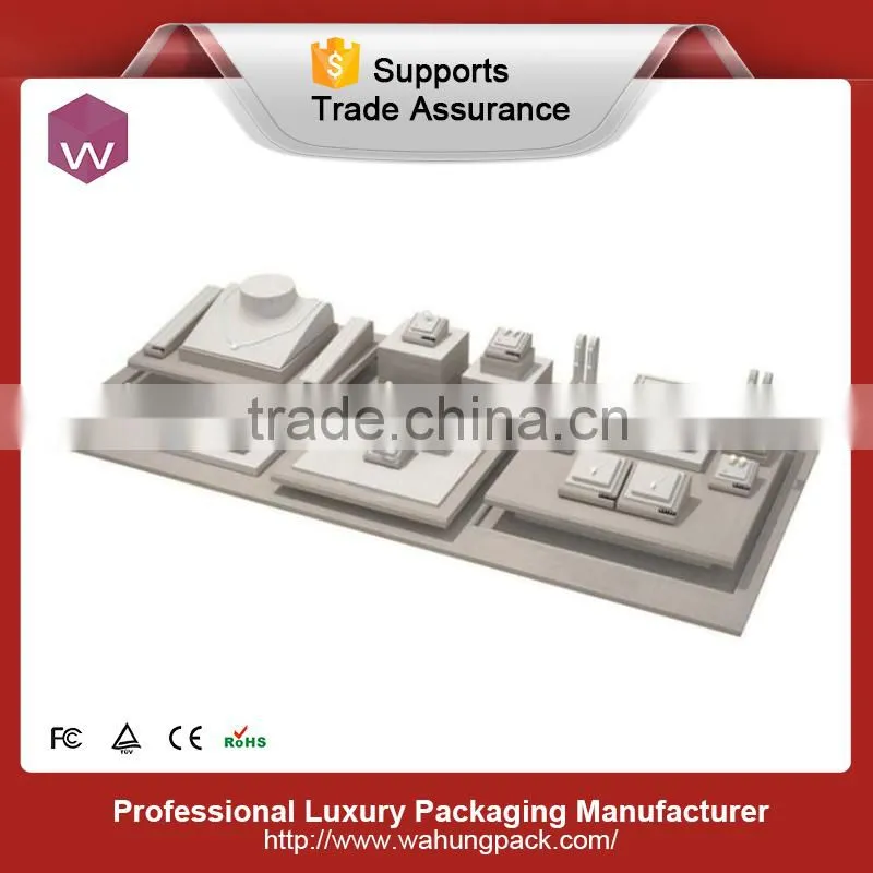 Elegant leather jewelry display set white(WH-4087-ML)