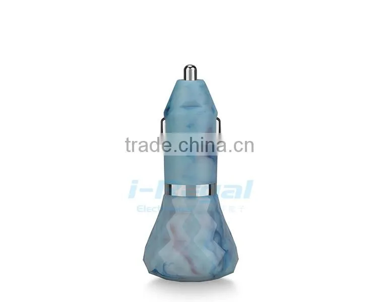 Wholesales quick portable charger 5v 2.1 a usb charger ,dual usb car charger for mobile phone and pad use