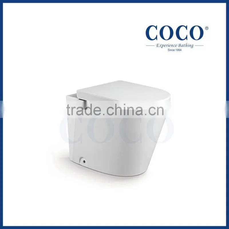 bathroom ceramic bidet for women using