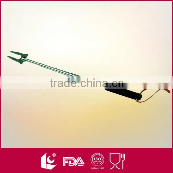 High quality stainless steel portable telescopic bbq fork with wooden handle
