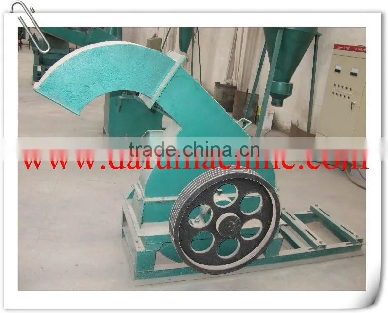 China hot sale wood chipping machine