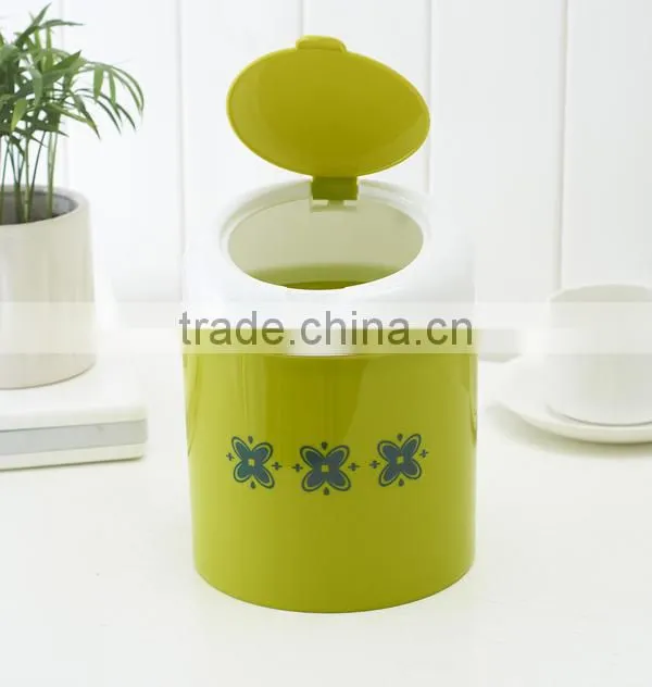 Little plastic dumpster with lid round 205