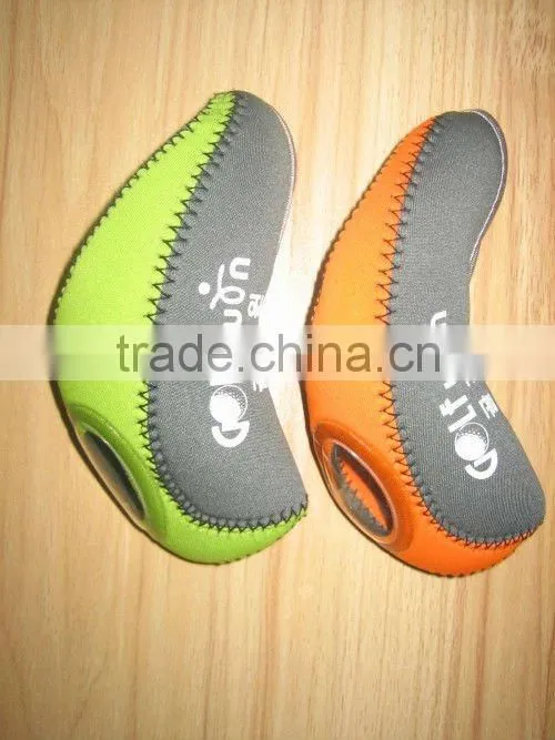 Twisting golf head cover