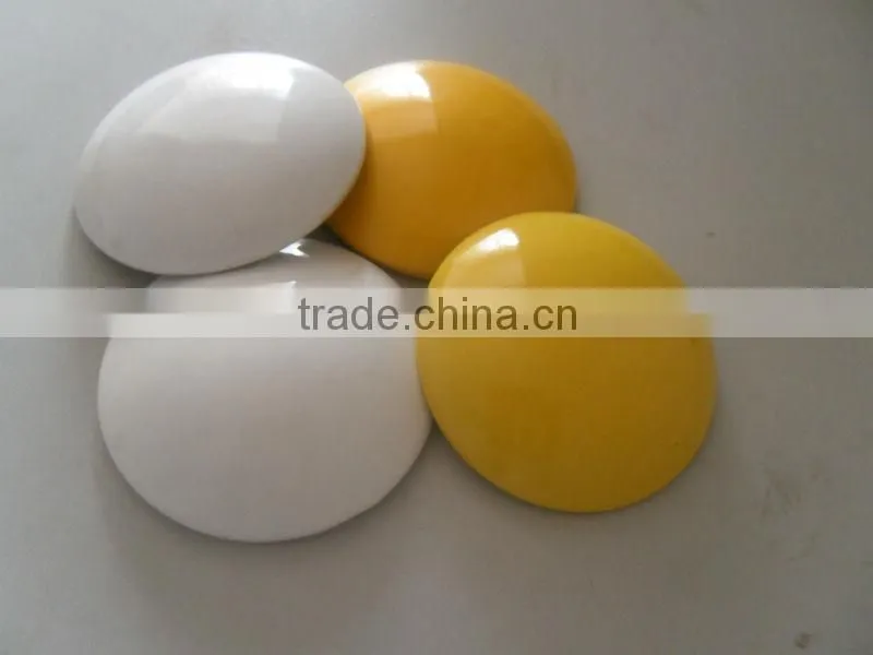 strong reflective yellow and white ceramic road stud