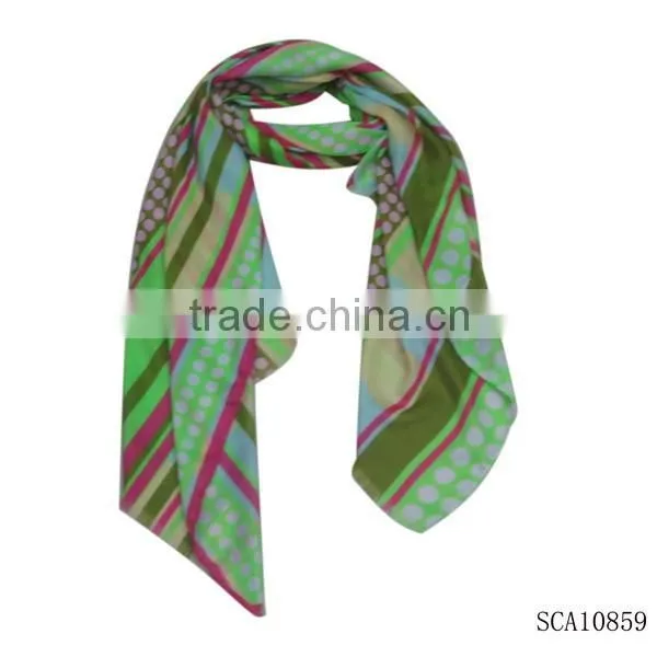 Star printed red Muslim scarf fashionable scarf