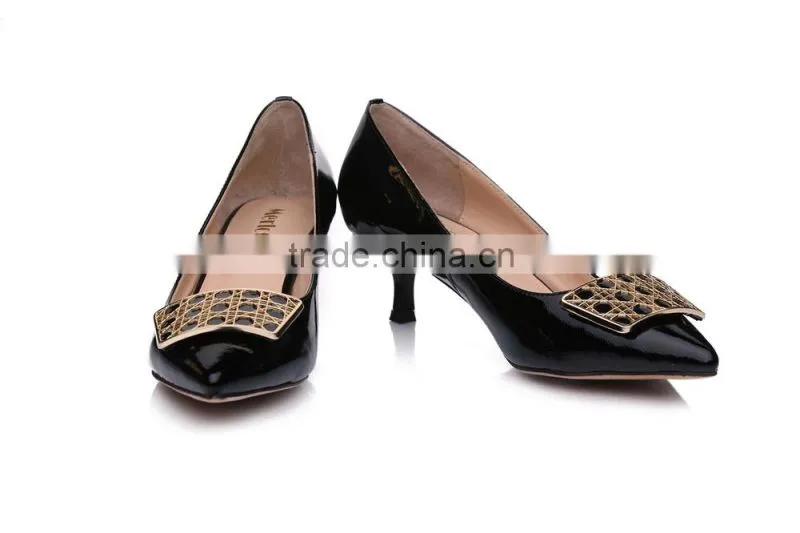 2015 new arrivel fashion design sheepskin slippers women