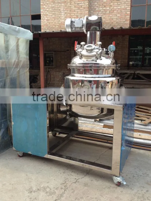 Movable gelatin melting tank with vacuum system