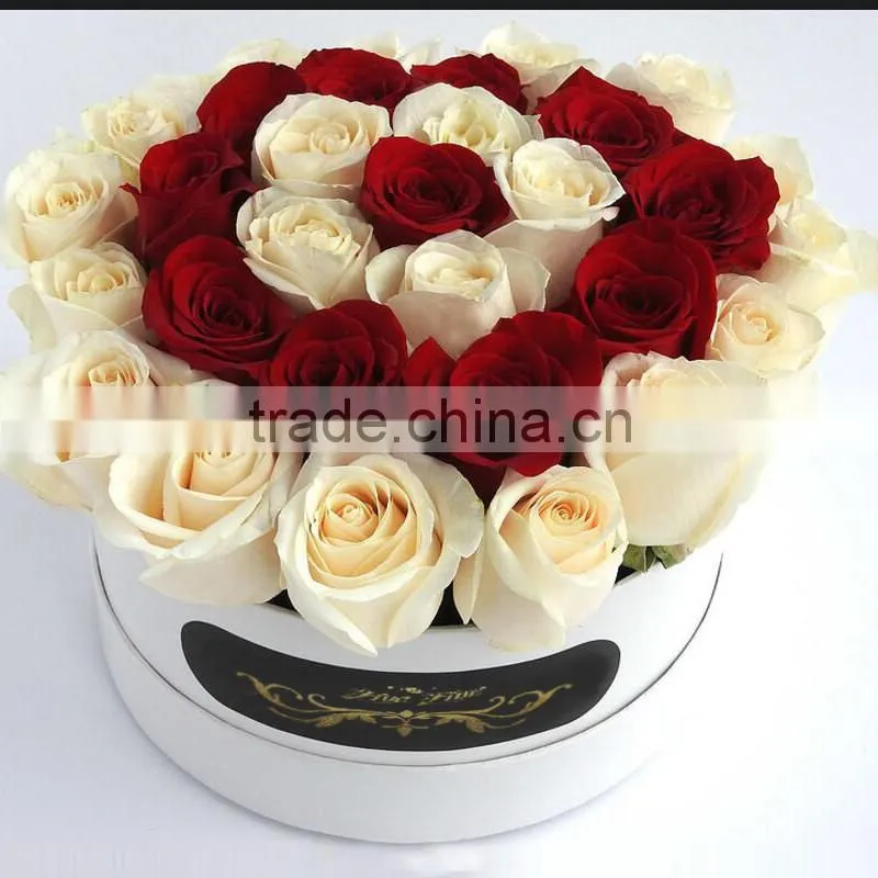 Different shape cardboard packing boxes for flower