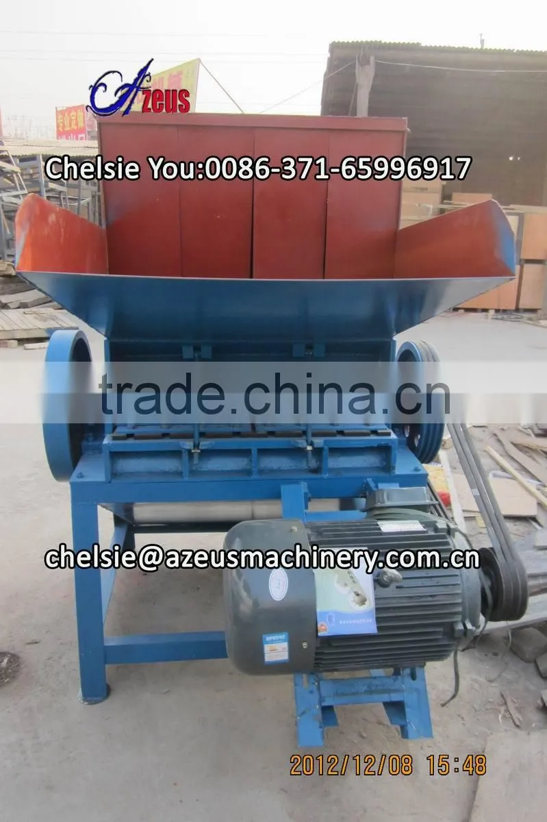 Plastic grinder and crusher recycling machine