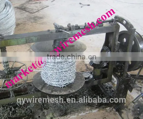 Galvanized Surface Treatment and Steel Wire Material razor barbed wire mesh