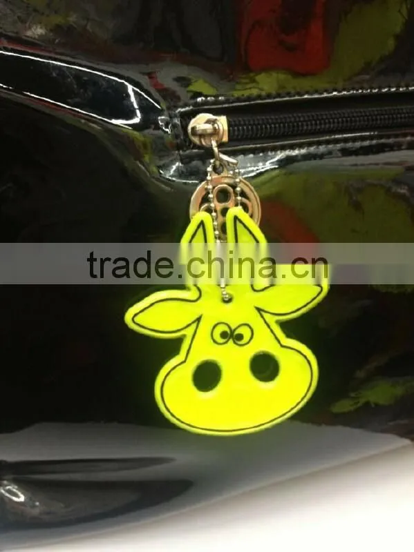 bus shape reflecting keychain