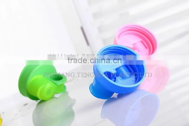 Pink Lid Plastic Baby Bottle Eco-friendly clear Baby Bottle with Straw