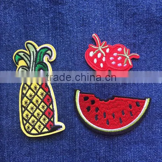 2017 Latest Design Fashion DIY Custom Embroidery Patches For Clothing Accessory
