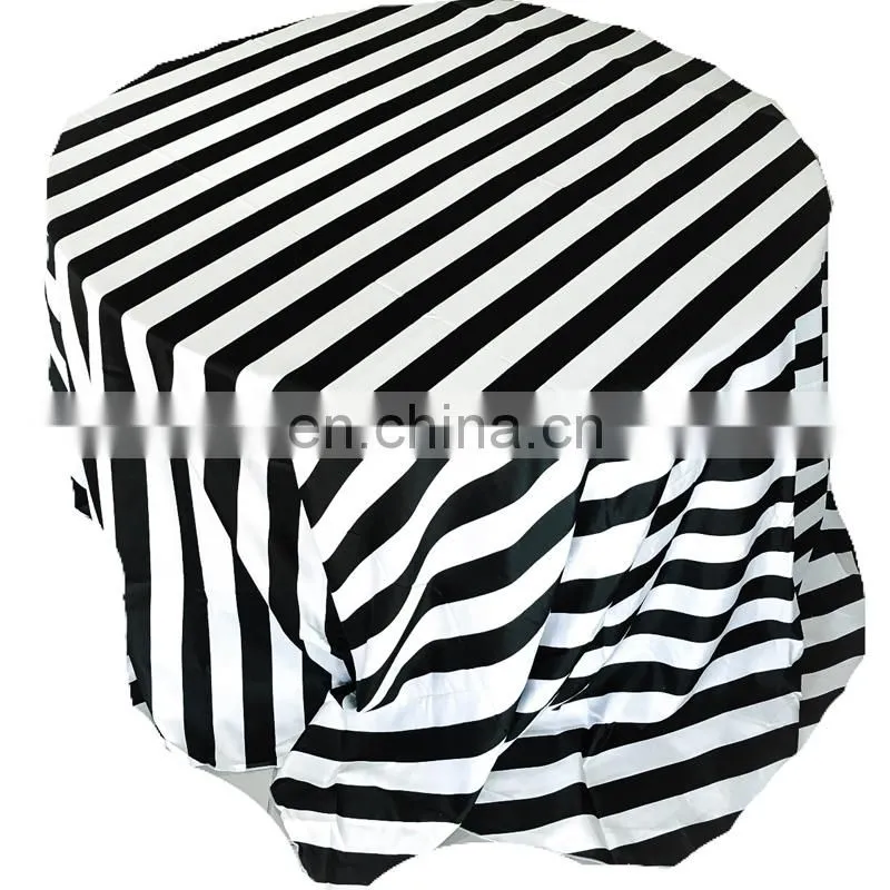 beautiful black and white runners for table